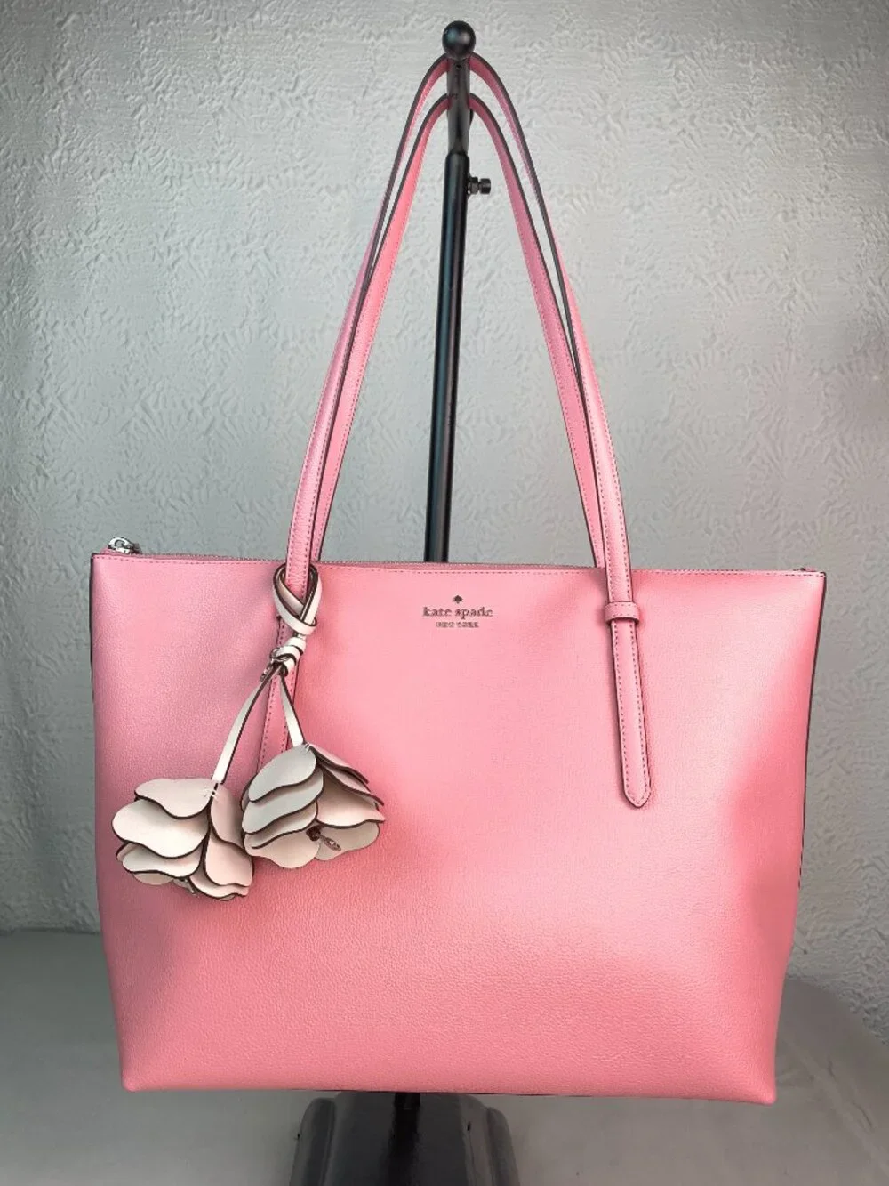 Kate Spade All Day Tote Grapefruit Pink Leather NWT + Flower Charm 🌸 Shelby